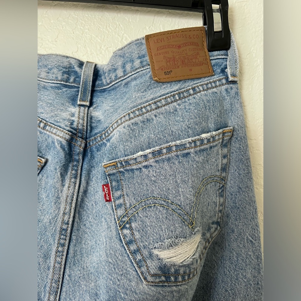Levi’s 501 - Picture 3 of 3
